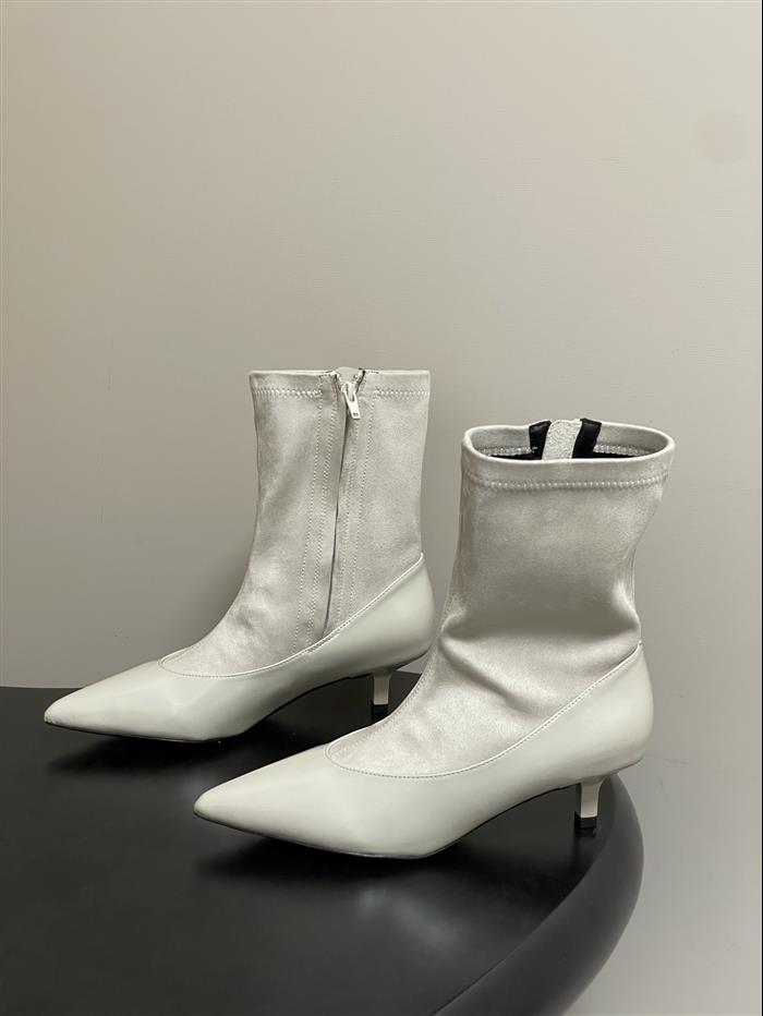 20251128172614245 370